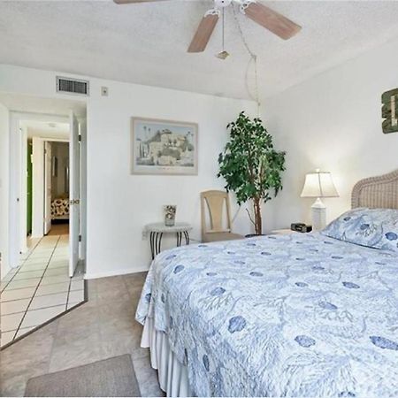 Appartamento Siesta Key Escape Ground Floor Steps To Heated Pool And Free Trolley Esterno foto